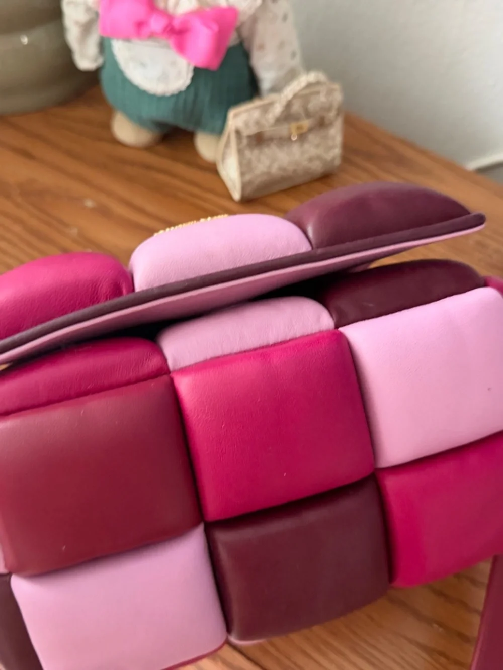 This Kate Spade New York Boxxy 3D Leather